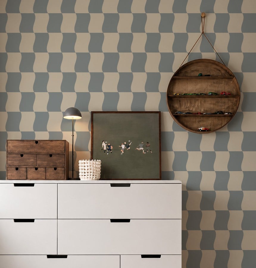 Blauw blokjesbehang met golfjes voor de jongenskamer Blauw blokjesbehang met golfjes voor de jongenskamer